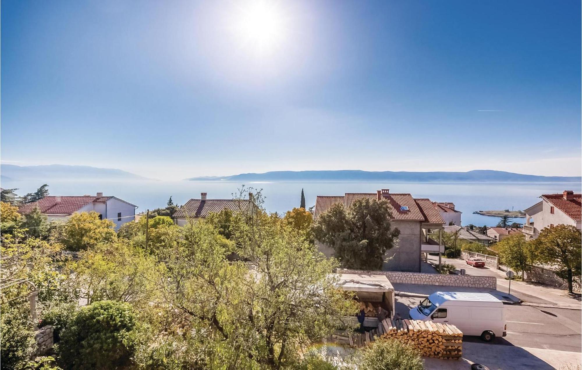 Stunning Apartment In Novi Vinodolski With Wifi Esterno foto