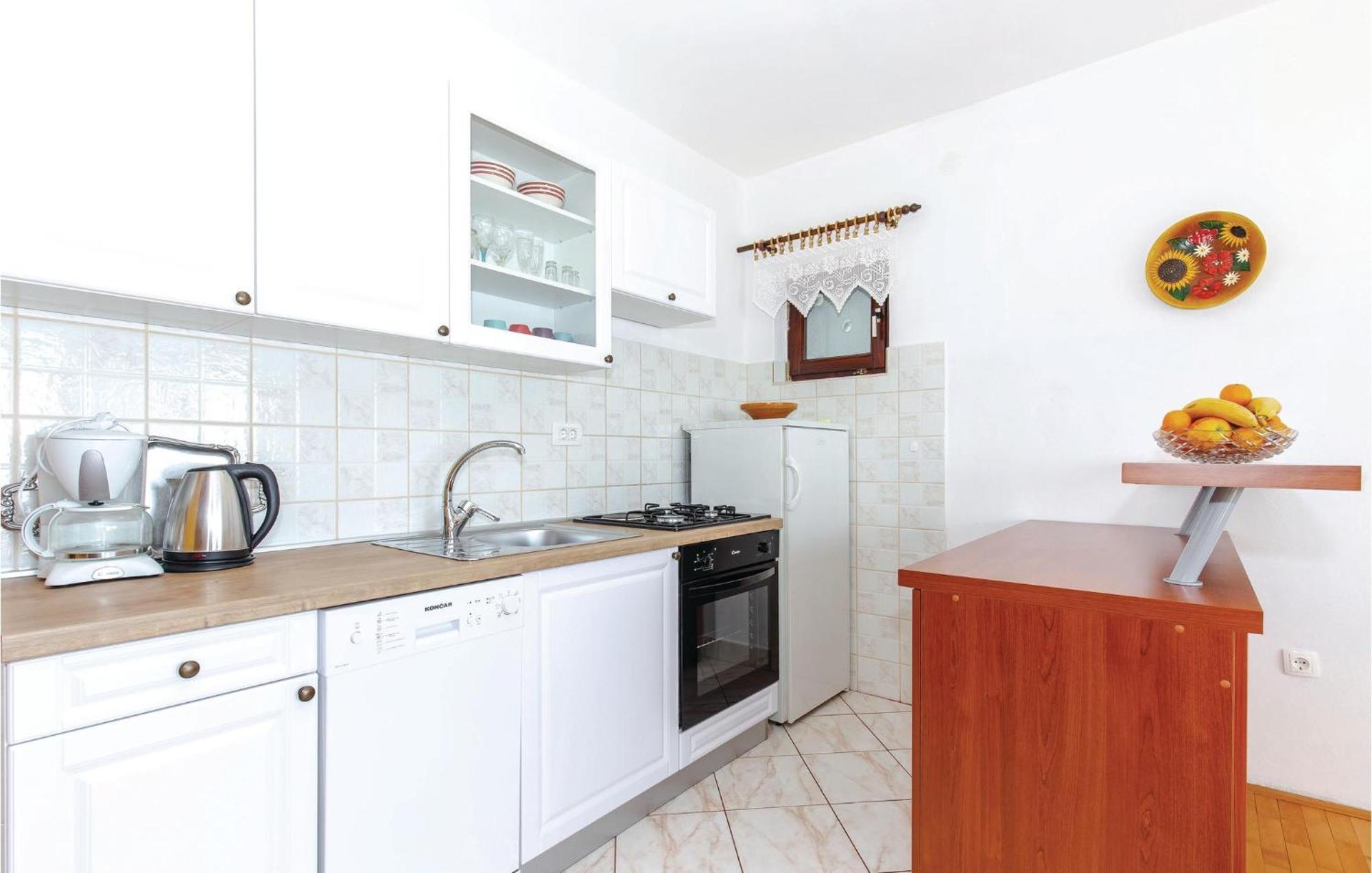 Stunning Apartment In Novi Vinodolski With Wifi Esterno foto