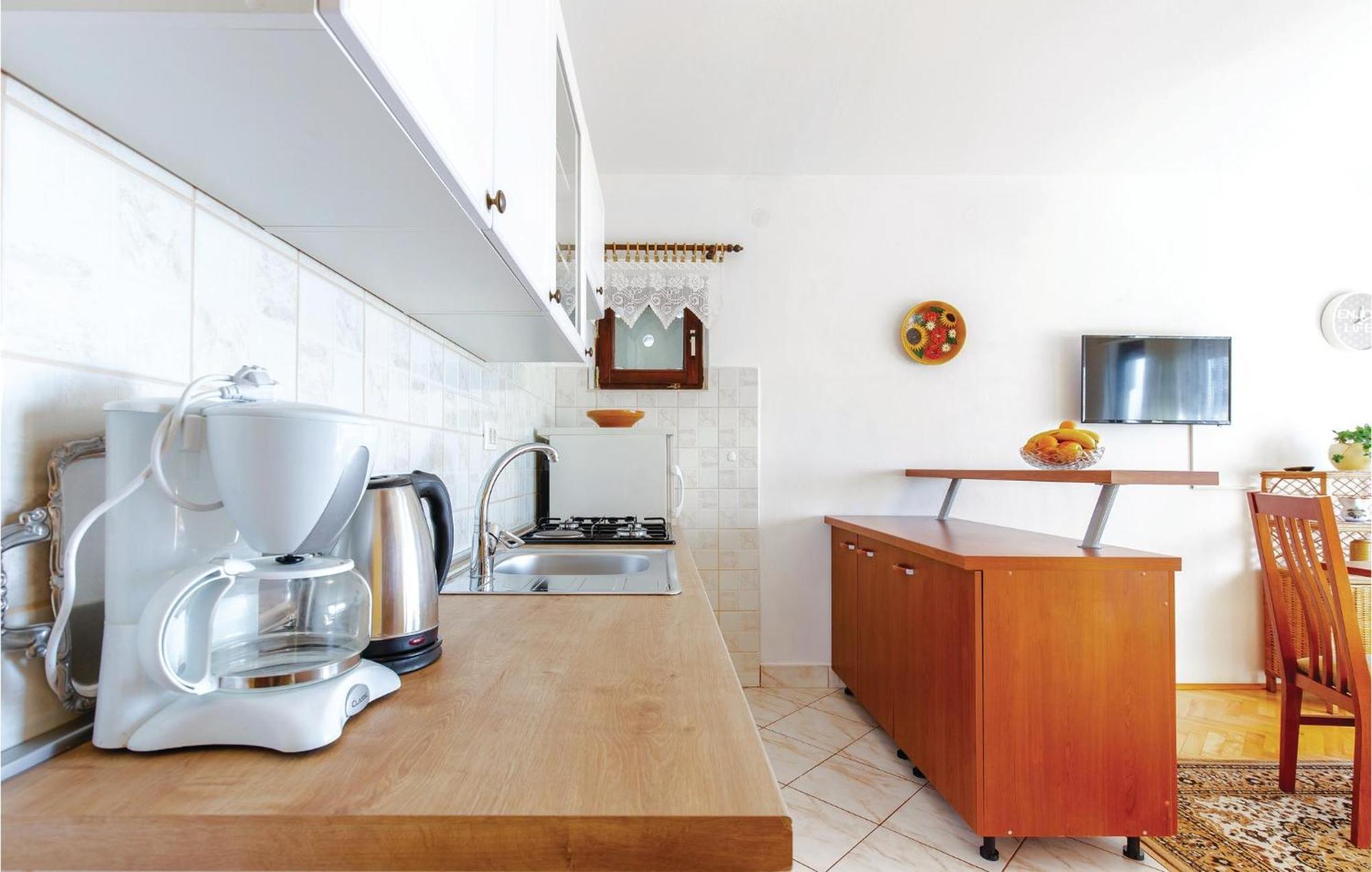 Stunning Apartment In Novi Vinodolski With Wifi Esterno foto